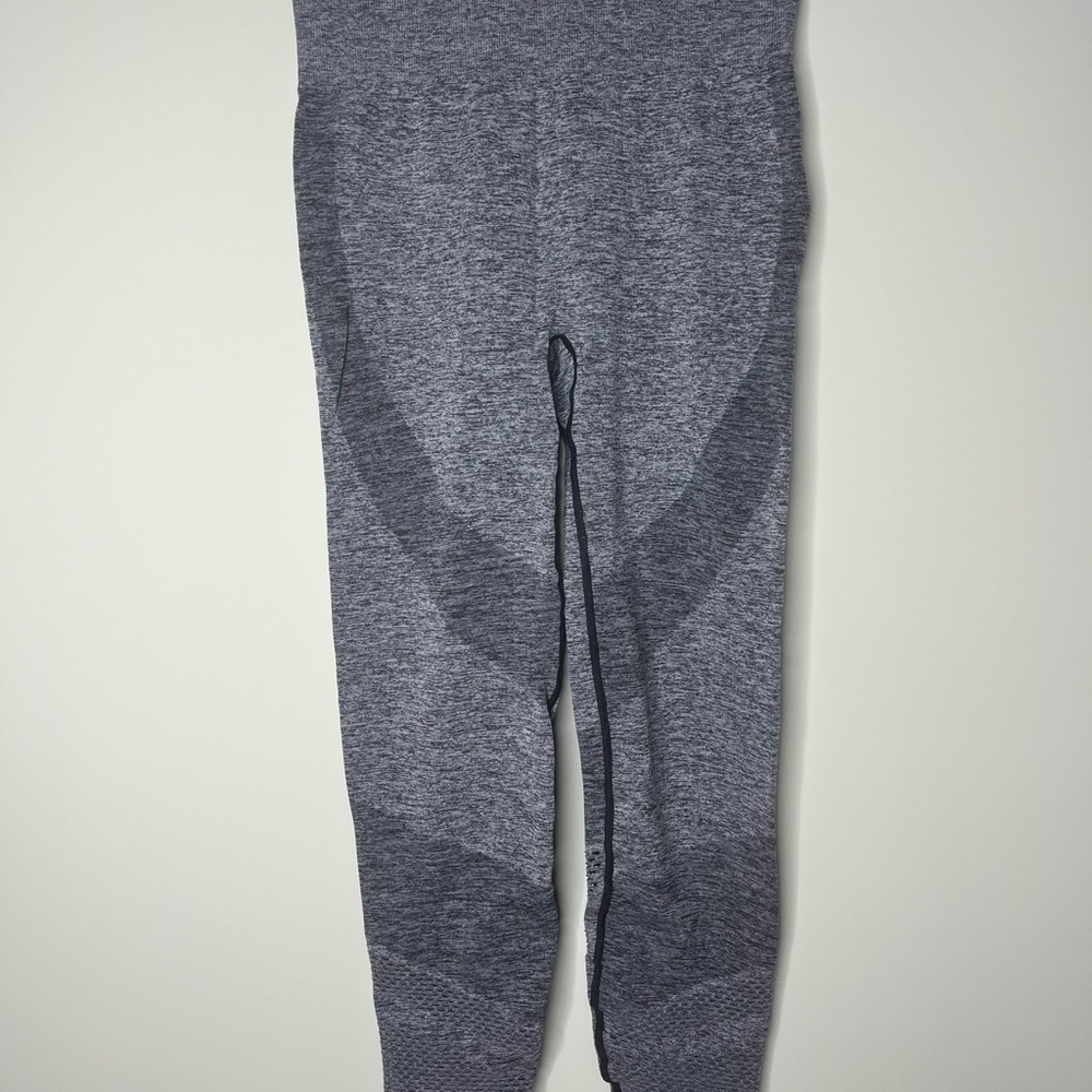 Victoria's Secret Gray Leggings with Tapered Design